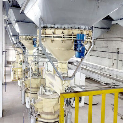 Besorgen 200tpd Glas-Batch-Anlage mit 380-Volt-Batching-System auf Basis von PLC Online-Herstellung